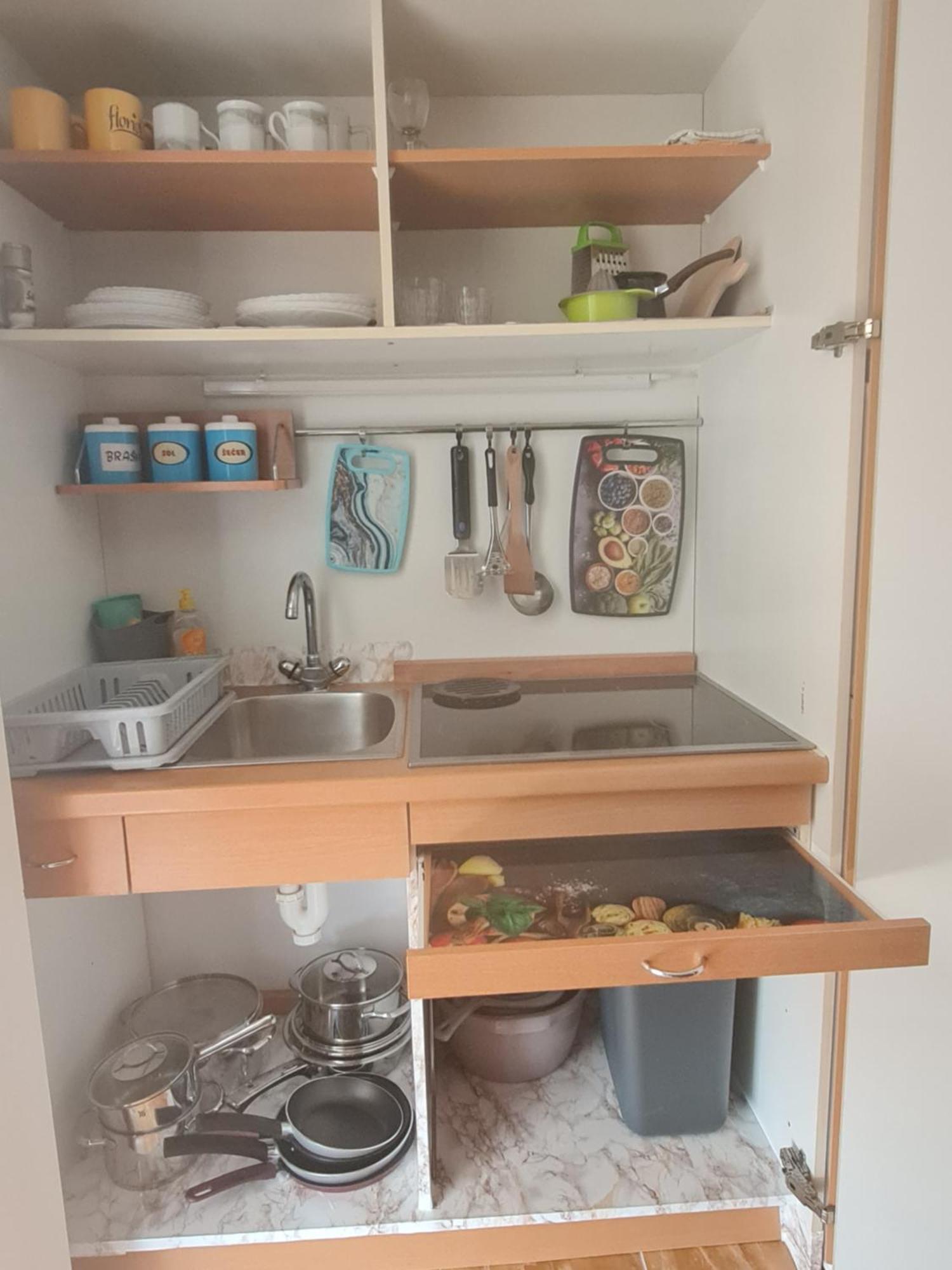 Apartmani Jadro Vir Buitenkant foto